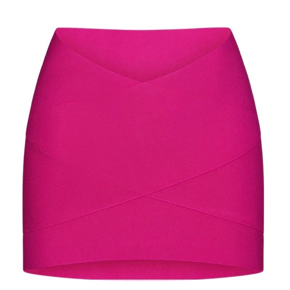 NWT SKIMS MAGENTA KNIT BEACHWEAR MINI SKIRT & CROP SET - Picture 2 of 3